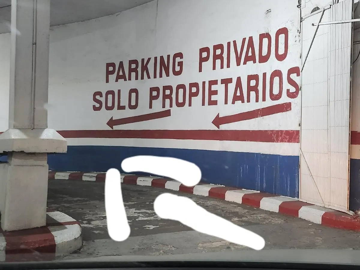 Apartamento Centro Torremolinos Con Parking Apartment